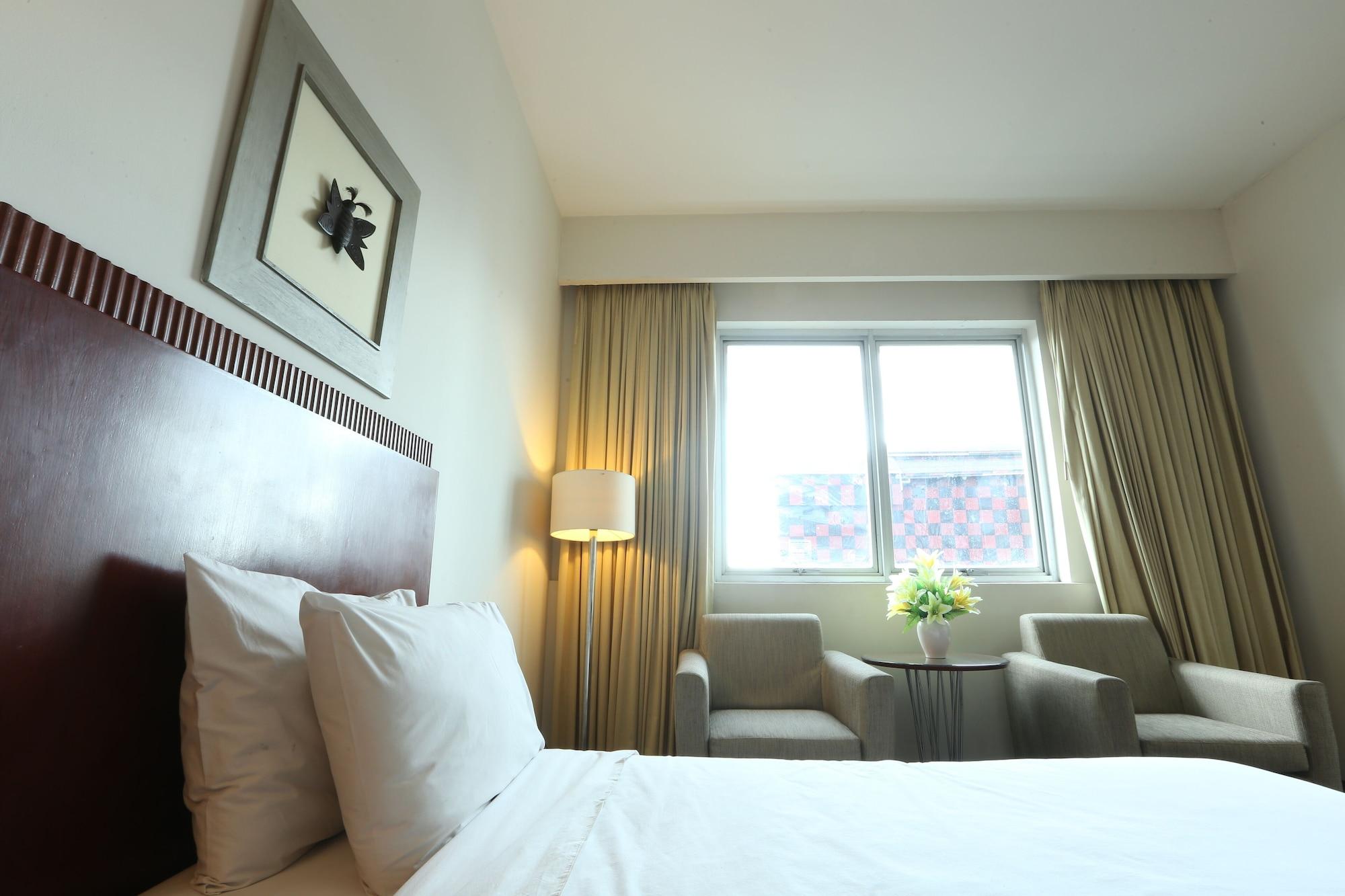 Hotel Santika Pontianak Exterior foto