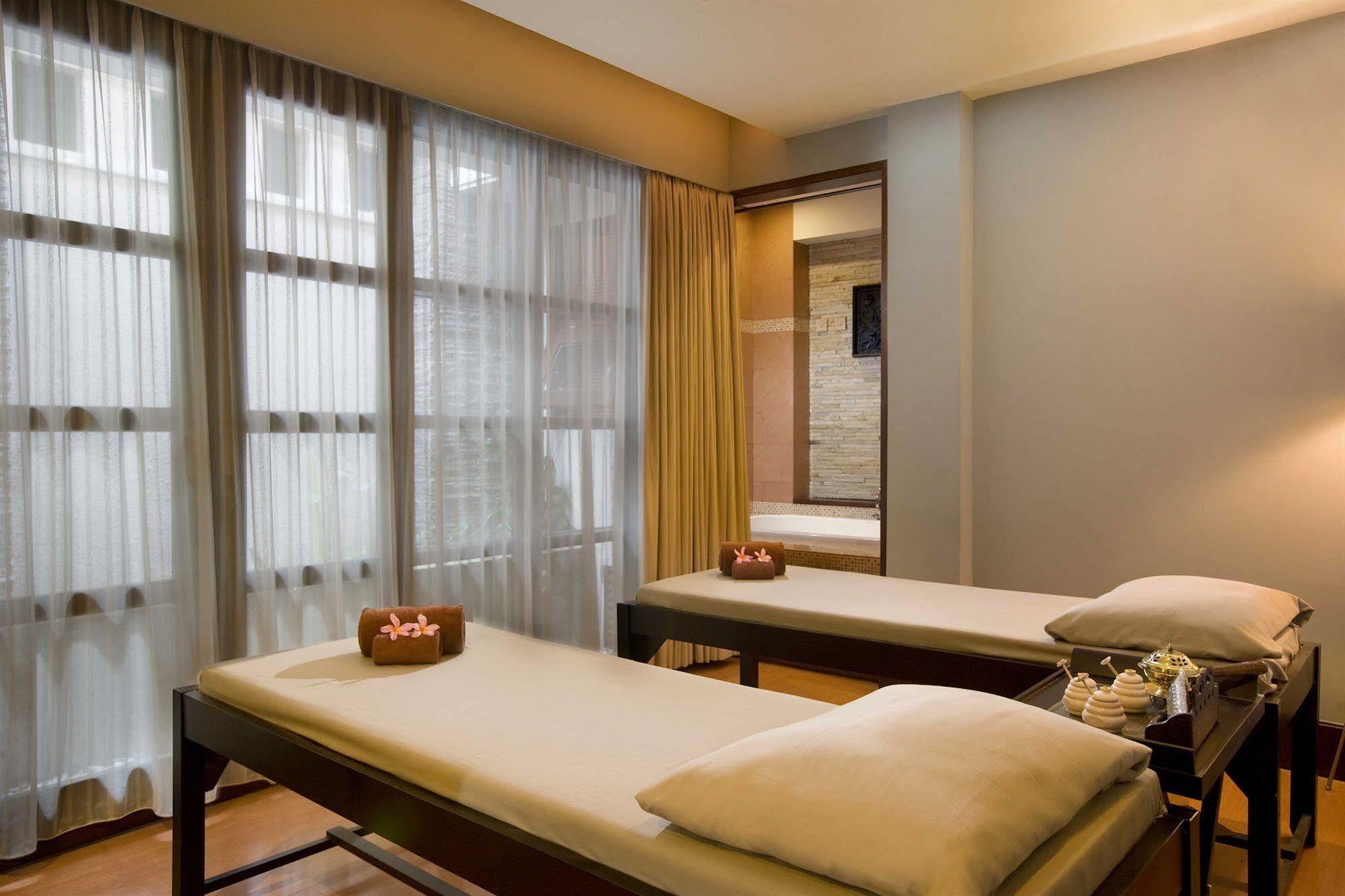 Hotel Santika Pontianak Exterior foto